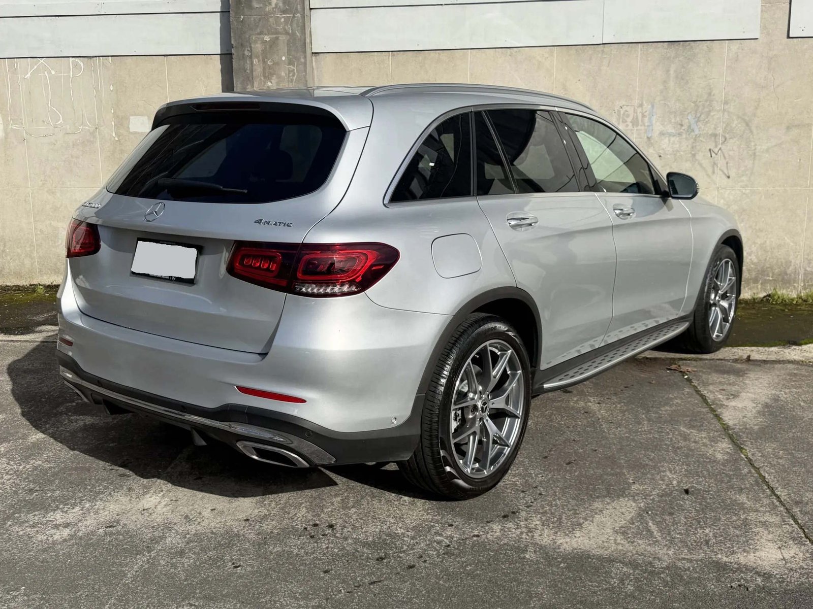 2019 Mercedes-Benz GLC 300 - Image 3