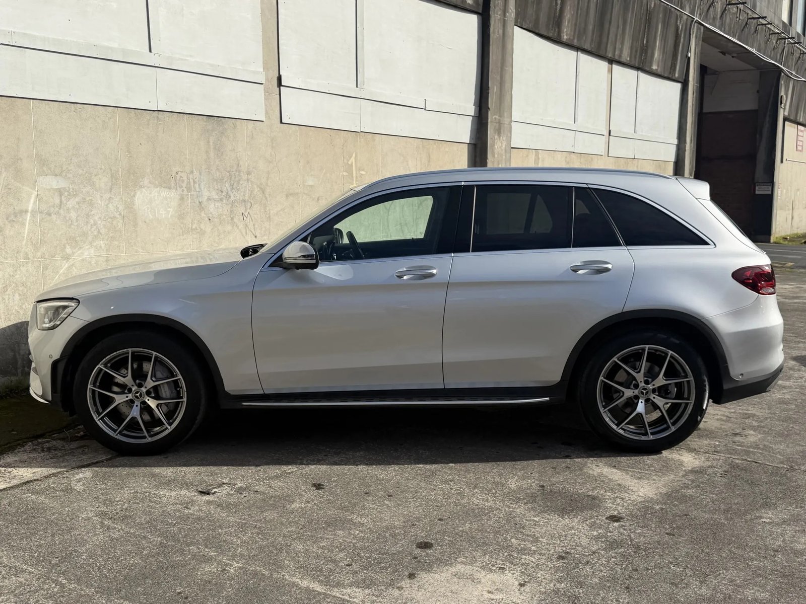 2019 Mercedes-Benz GLC 300 - Image 5